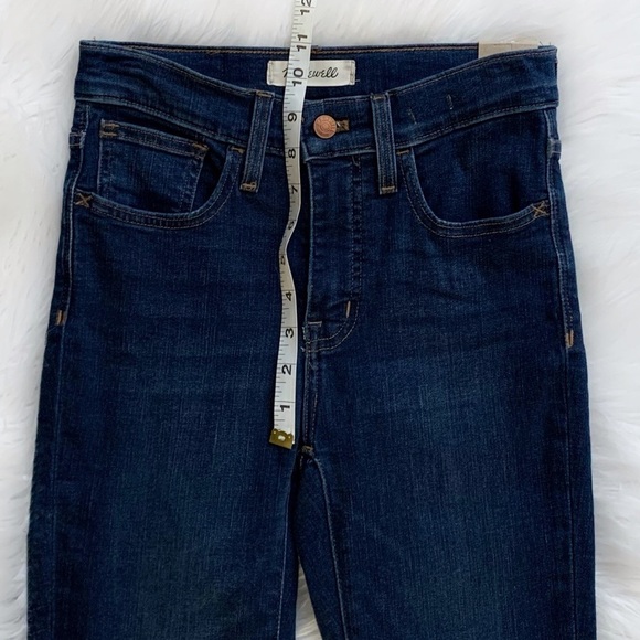 MADEWELL Dark Wash 9” Skinny Jeans! - Picture 4 of 6